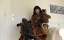 Lady Victoria Valente: Overknee Leather Boots and Fur Coat Luxury
