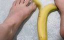 Erotic college: My roommate like eat bananas after video