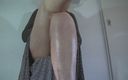 Pov legs: Just a meeting whit my bare feet in clear