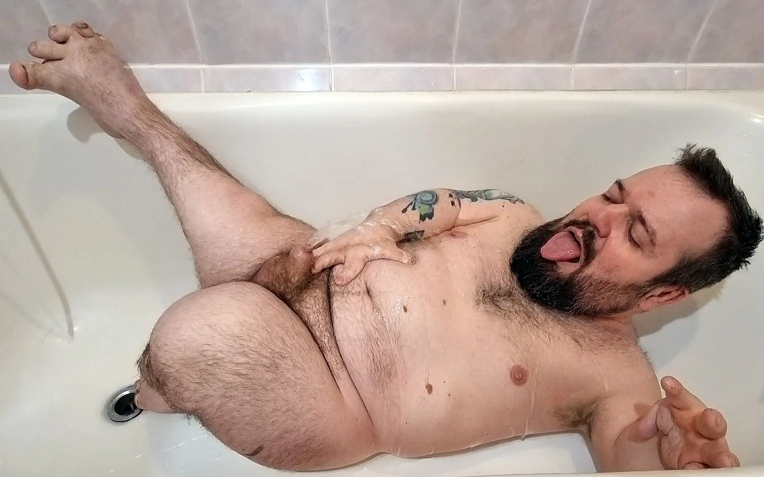Midget piss on himself and then cum by Midget120 Faphouse photo
