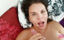 Aische Pervers: Busty MILF just woke up and gives a stunning handjob